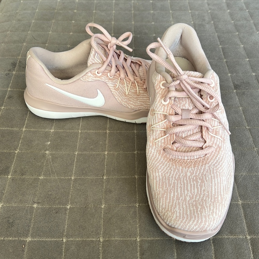 Nike Flex Supreme Training Sneakers - size 6.5